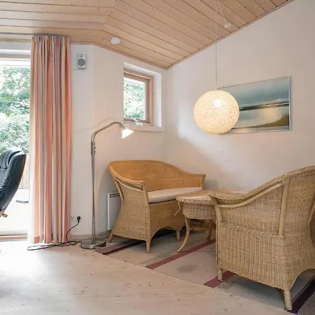 Five-bedroom Holiday In * Hadsund